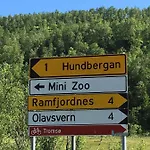 Hundbergan Apartment-free Parking-15 Min From Tromso