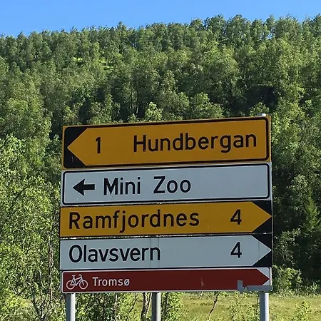 Hundbergan Apartment-free Parking-15 Min From Tromso