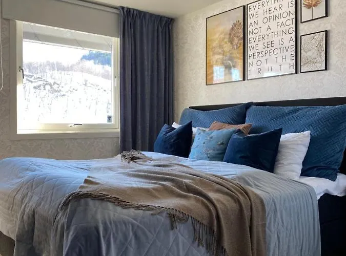 Lägenhet Hundbergan Apartment-free Parking-15 Min From Tromso Tromsdalen
