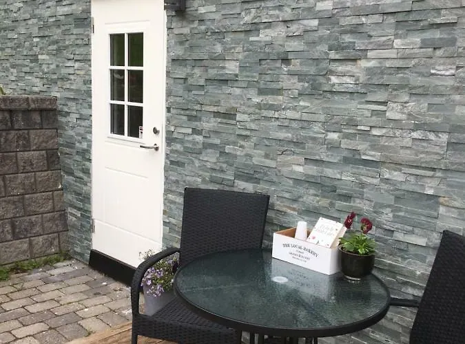 Hundbergan Apartment-free Parking-15 Min From Tromso Lägenhet Tromsdalen