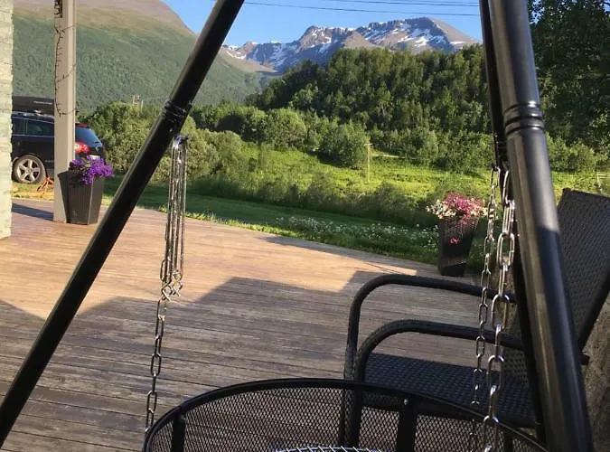 Hundbergan Apartment-free Parking-15 Min From Tromso *