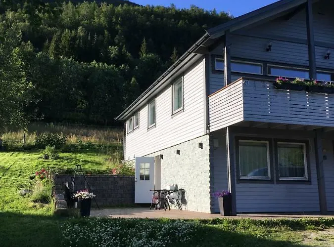 Apartamento Hundbergan Apartment-free Parking-15 Min From Tromso